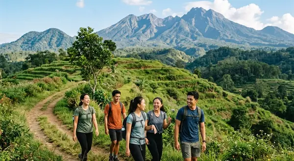 Kawasan Pacet yang berdekatan dengan Trawas menjadi alternatif wisata alam pegunungan yang menarik