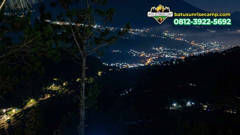 Langit malam Batu Sunrise Camp